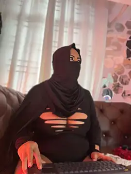 Qamar_Khalifa Live XXX Chat