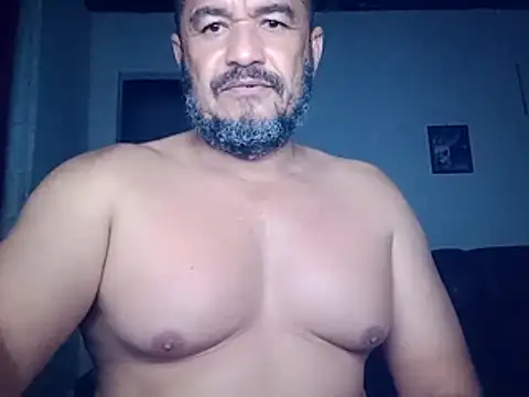 tarra122 Adlı Modelin Canlı XXX Sohbeti