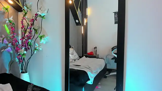 Mia_DreaamのライブXXXチャット