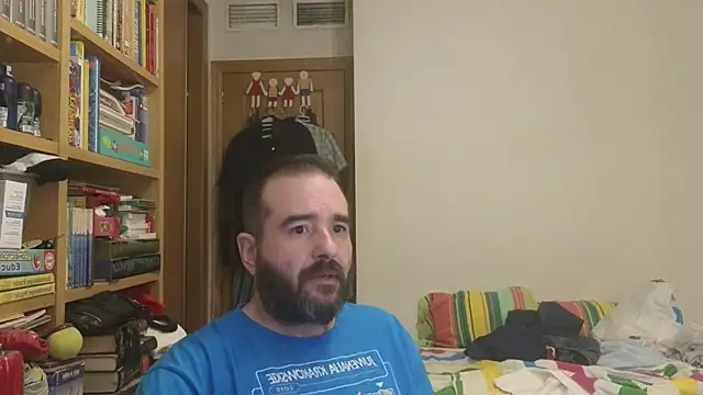 curiosillo83 Live XXX Chat