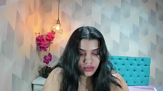 LindaBreeS Chat XXX live