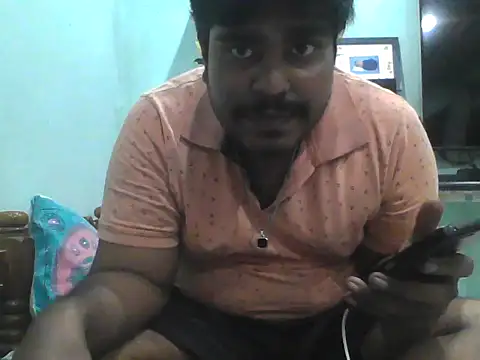XXX chat uživo modela Foxboy65