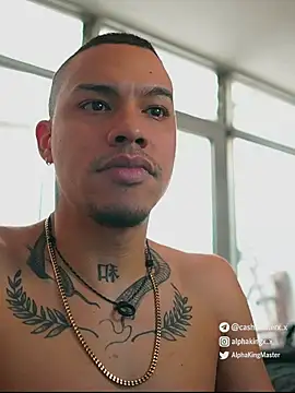 XXX chat uživo modela AlphaMasterXxx