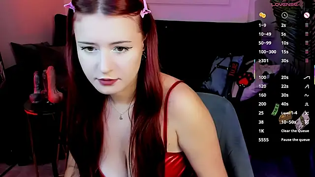 Lily_Moonlight Adlı Modelin Canlı XXX Sohbeti