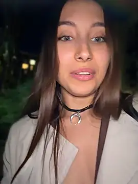 Chat +18 de ICrazyOneIRL ao vivo