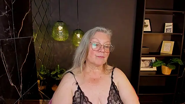 NataliMellow's Live XXX Chat