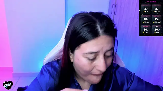 Saskyaa – Naživo XXX chat