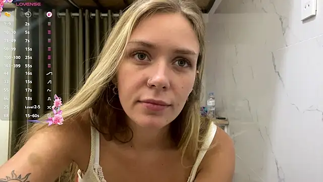 One_On_Mllion's Live XXX Chat