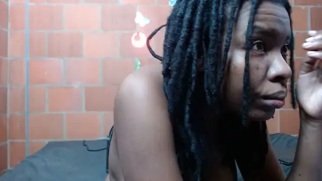 Magaharper10's Live XXX Chat