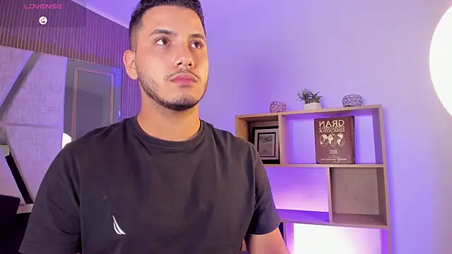 Chat XXX Live Axel_grey_