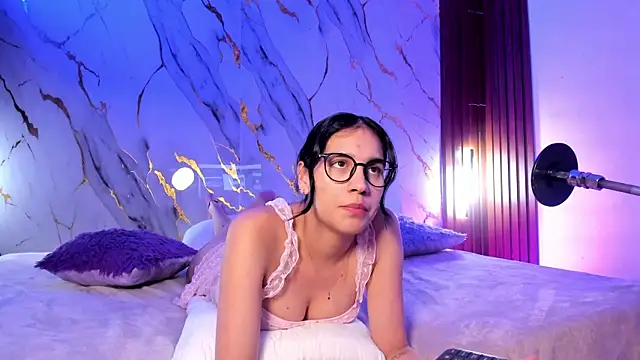 Emmiicute 라이브 XXX 채팅