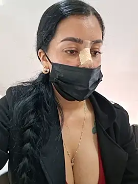 Czat XXX na żywo – Luianna