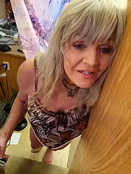 annika_latelyのライブXXXチャット