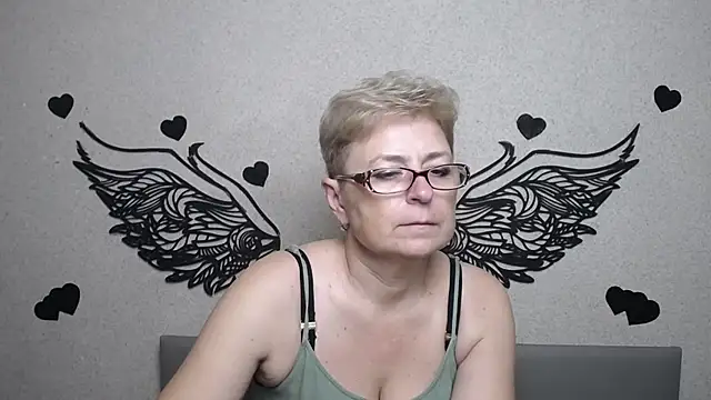 Chat +18 de EmiliaGree ao vivo