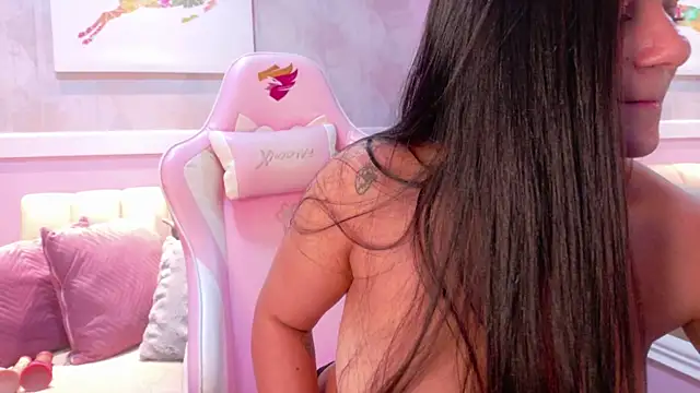 دردشة ValeriaMonet الجنسية المباشرة