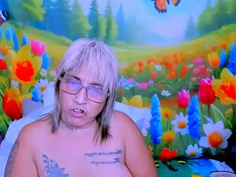 indianroxy's Live XXX Chat