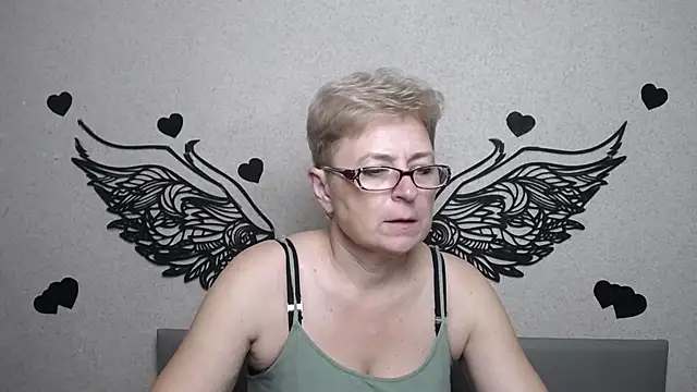 Chat +18 de EmiliaGree ao vivo