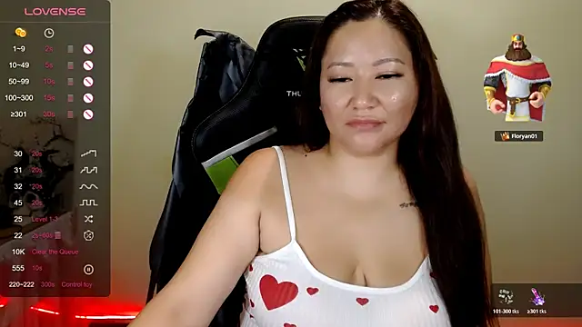 Chat +18 de LisaAsianFlower ao vivo