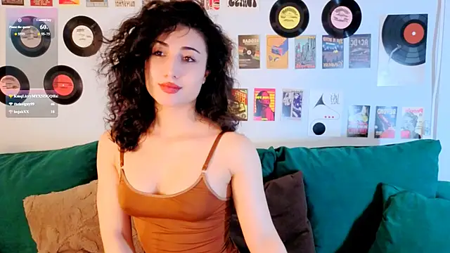 Maya_Rogerss Adlı Modelin Canlı XXX Sohbeti