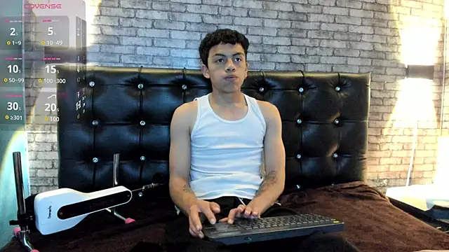 Mike_redn Live XXX chat