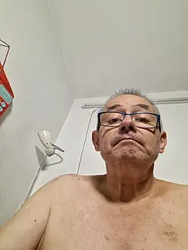 Marlon92700 Live XXX-Chat