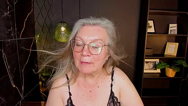 NataliMellow Live XXX-chat