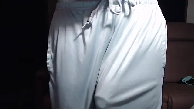 ThickD2C 现场XXX聊天