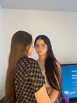 دردشة Zow_ الجنسية المباشرة