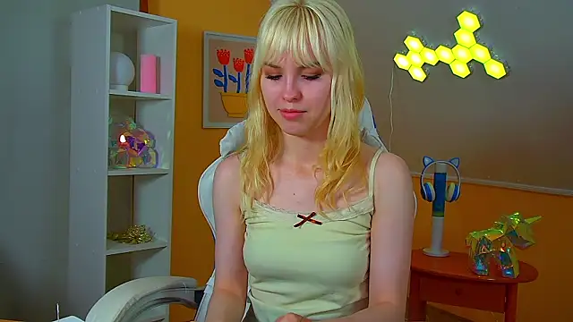 HannahHollis' Live XXX Chat