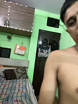 Chat XXX en directo de hot-couple-0