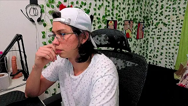 Andy_gray XXX чат на живо