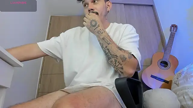 Chatroom XXX en direct de alejandro_stark