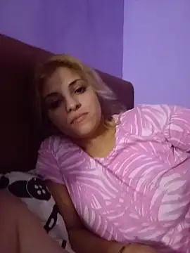 RaduuuxXx Live XXX Chat