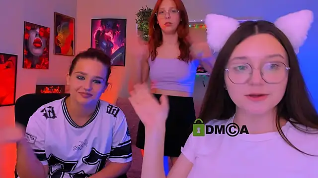 nymira XXX чат на живо