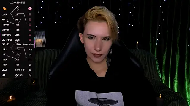 _Shadow_devil__ élő XXX-chatje