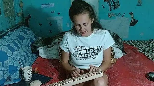 brighteyes77 live XXX chat