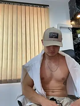 Alexander_ferre Chat XXX in diretta