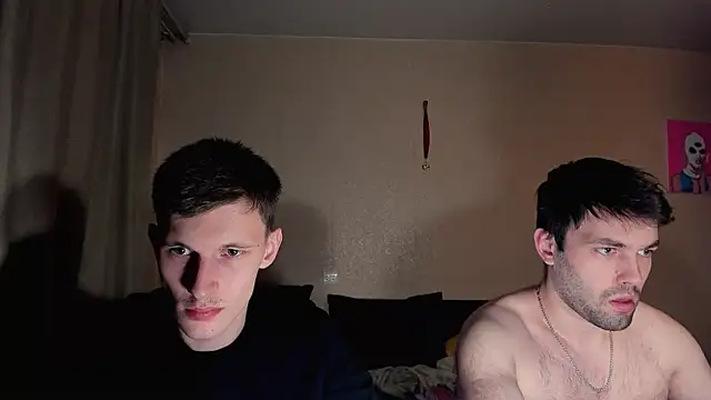 Kevin_Hornyyy Adlı Modelin Canlı XXX Sohbeti