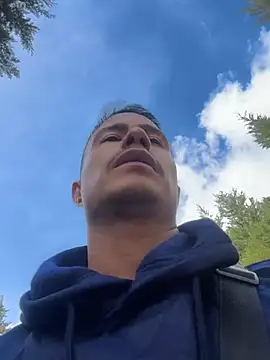 XXX chat uživo modela DominickSullivan