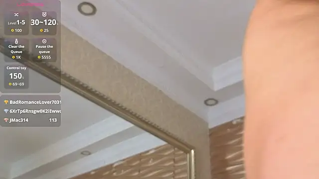 Miladiosa Live XXX Chat