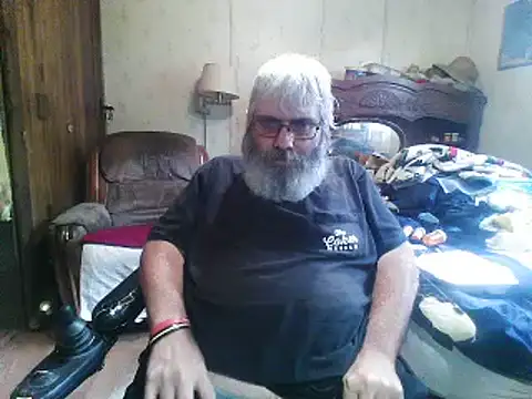 XXX chat uživo modela hearseguy77