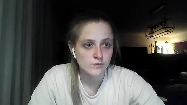 Chat +18 de LeaWetGirl ao vivo