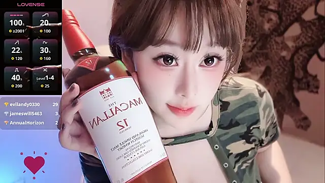 yayaya56's Live XXX Chat