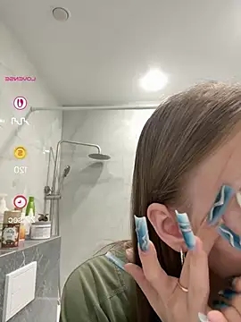 JulyOwens Chat XXX live