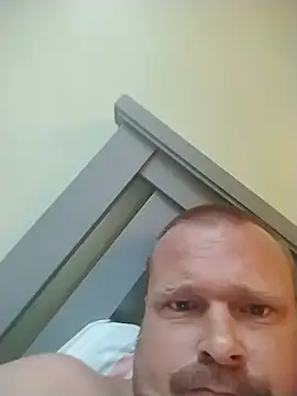 Bigdckcumgiver Webcamshow