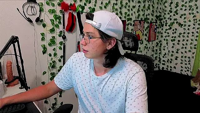 Andy_gray Chat XXX in diretta