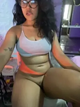 Chat XXX en directo de Kittybrown18