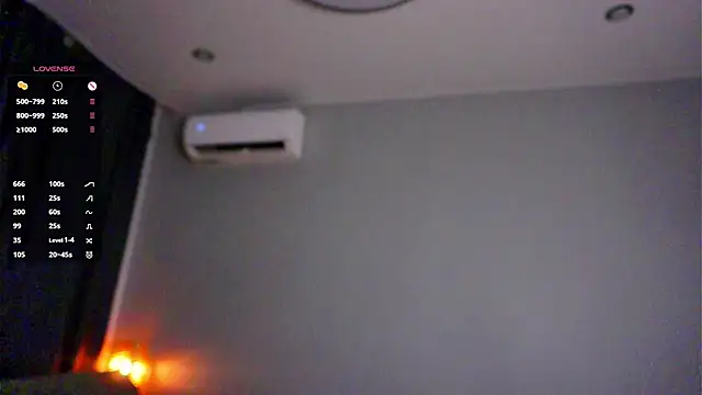 XXX chat uživo modela HannaHayles