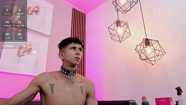 XXX chat uživo modela Maximoking26