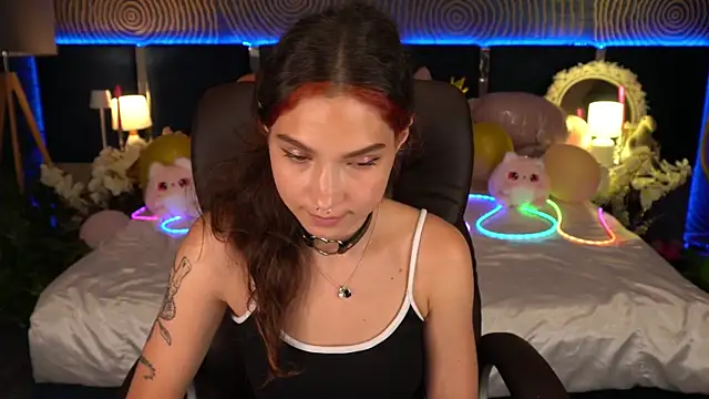 BabyFlowerr – Live XXX-chat